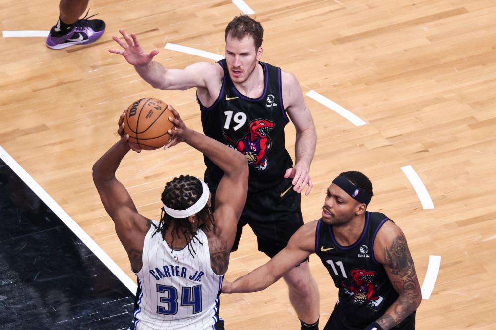 的赛事中屡 的赛事中屡