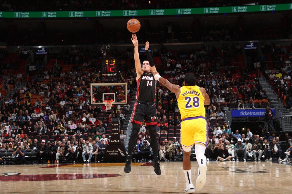 他克服了伤 他克服了伤